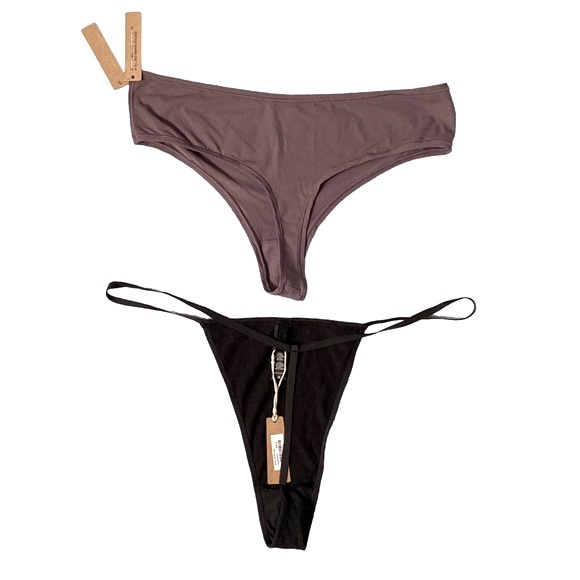 SKIMS FITS EVERYBODY T STRING and SEAMLESS PLUM BLACK SIZE 3X 2 pc bundle - Picture 3 of 16